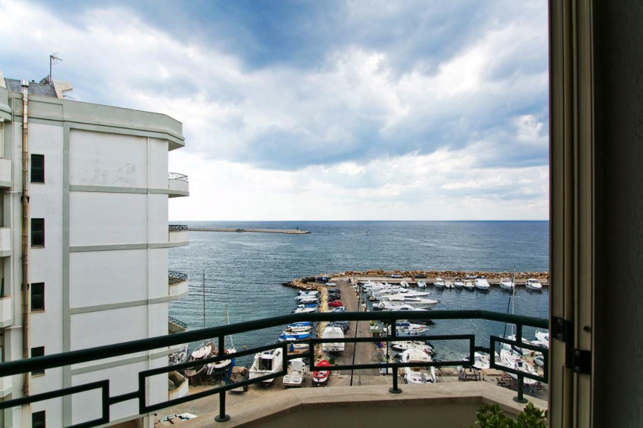 Bluemarine Apartment Gallipoli Exterior photo